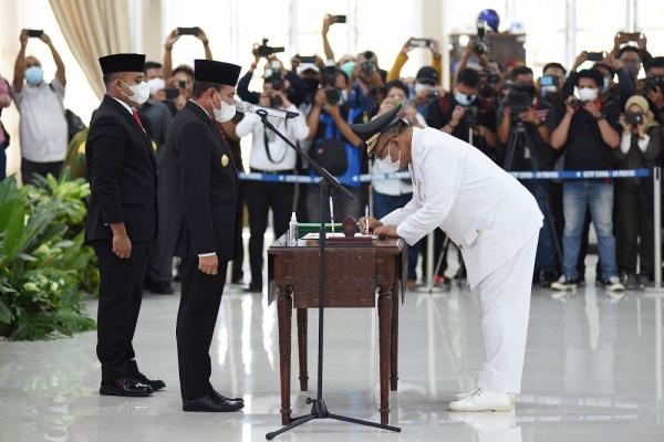 Gubernur Edy Rahmayadi Lantik Akhyar Nasution Jadi Walikota Medan
